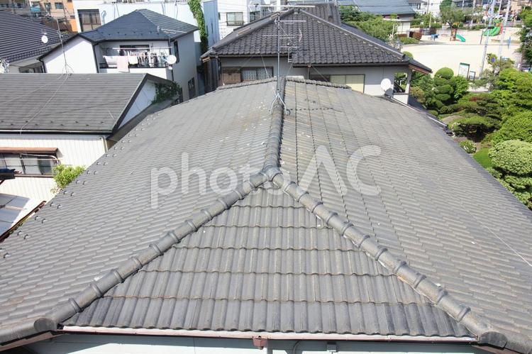 戸建の瓦屋根 屋根,瓦,雨漏りの写真素材
