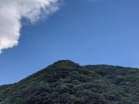山と青い空 山と青い空の写真