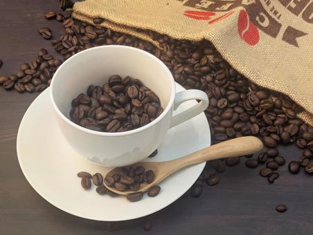 香ばしいコーヒー2 香ばしいコーヒー2 コーヒー,コーヒー豆,珈琲の写真素材
