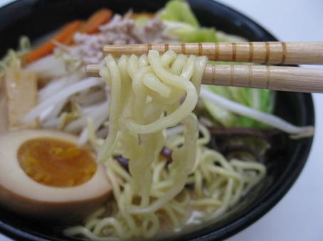 ラーメン 麺類 ラーメン 麺類の写真
