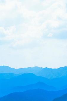 蒼の風景　中国山地 青,蒼,グラデーションの写真素材