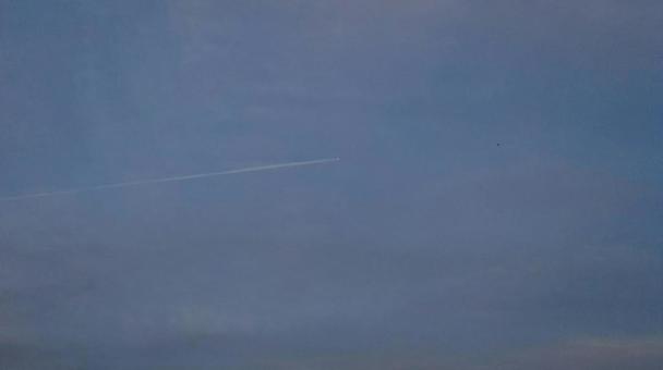 Sky with contrails, JPG