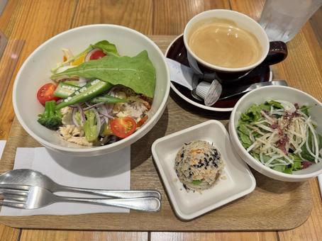 彩り野菜のヘルシーランチボウル 彩り野菜のヘルシーランチボウル ランチボウル,ヘルシー,野菜の写真素材