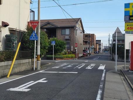 住宅街 住宅街 住宅街,道路,歩道の写真素材