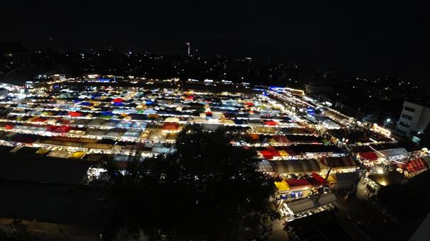 カラフルな市場 市場,ナイトマーケット,バンコクの写真素材