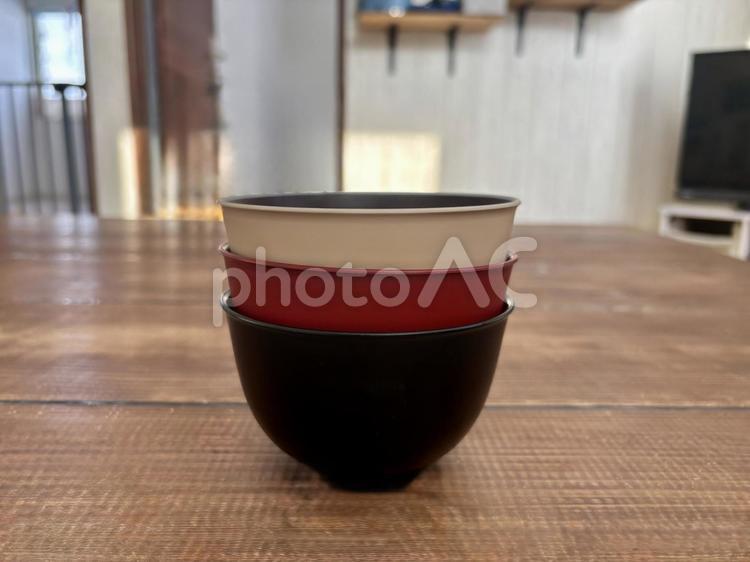 三色の重なっているお椀 お椀,お皿,入れ物の写真素材