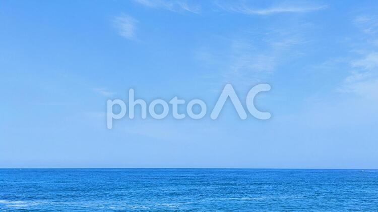 夏の空と海 水域,海,夏の写真素材
