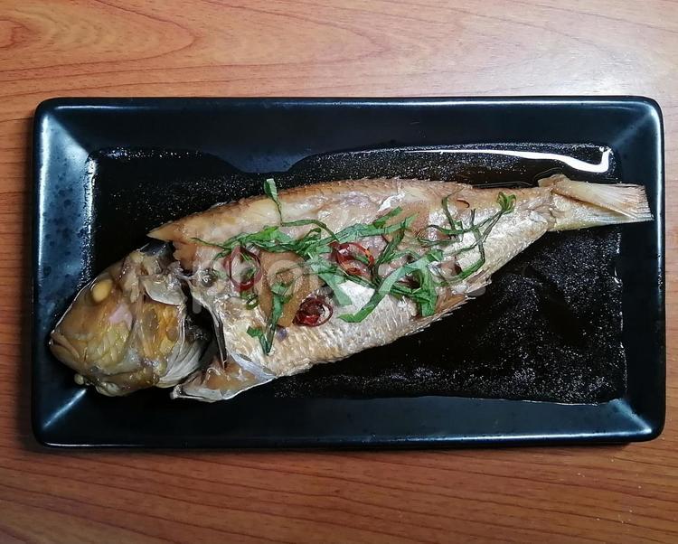 イトヨリダイの煮付け イトヨリダイの煮付け,イトヨリダイ,和食の写真素材