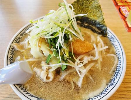 沖縄のラーメン 沖縄のラーメンの写真
