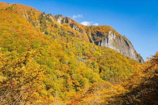 紅葉の盤司岩⑾ 盤司岩,秋,紅葉の写真素材