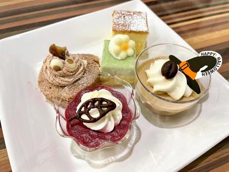 ハロウィンケーキ ハロウィン,ケーキ,ミニケーキの写真素材