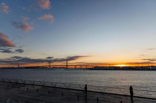 ベイブリッジ 大桟橋,横浜,横浜港の写真素材