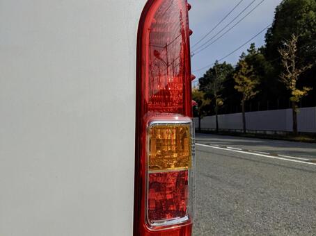 車