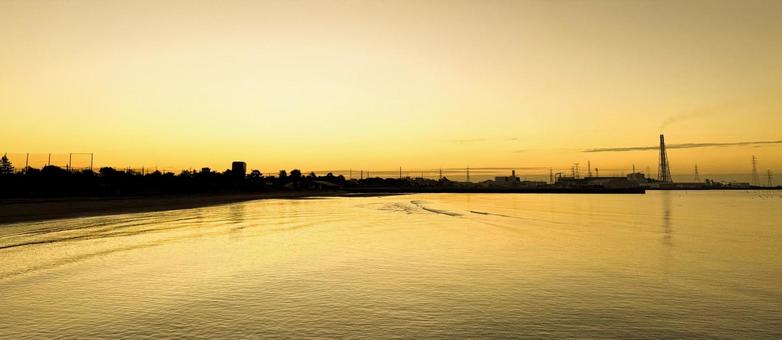夕焼けの海辺の景色 夕焼けの海辺の景色 夕焼け,夕暮れ,夕日の写真素材