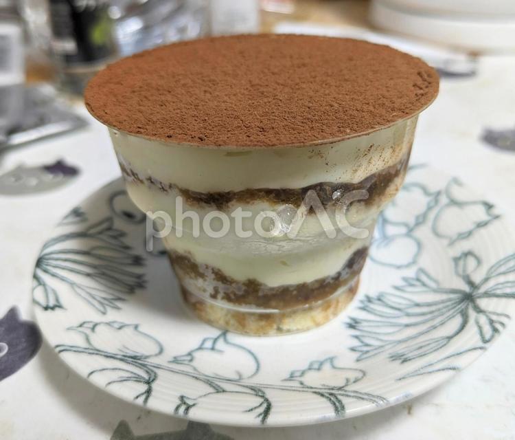 ティラミスが励ましてくれる ティラミス,美味しい,スイーツの写真素材