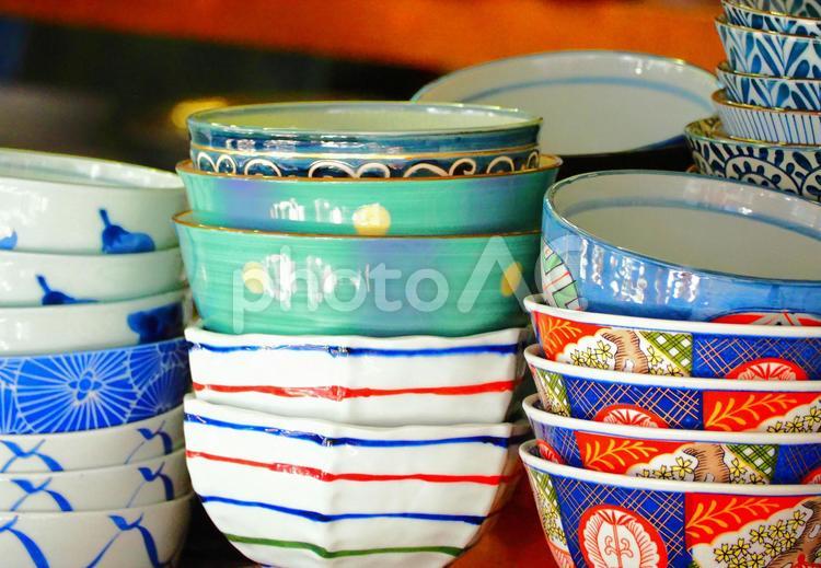 日本らしい柄のたくさんのご飯用お茶碗 お茶碗,茶碗,瀬戸物の写真素材