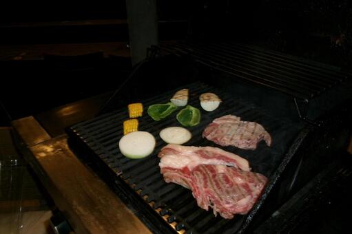 bbq バーベキュー,bbq,焚き火の写真素材