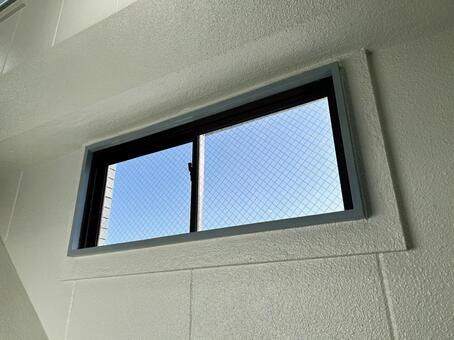 アパートの共有部にある窓　採光 アパート,共有部,共用部分の写真素材