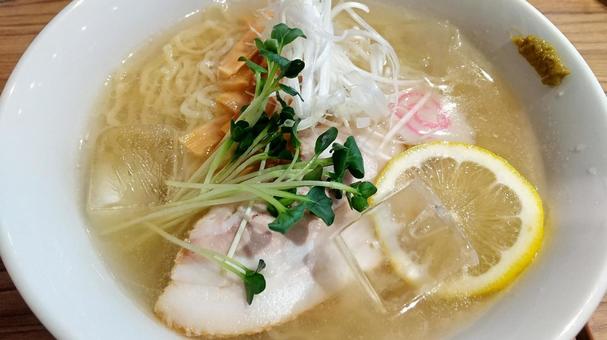 冷やし塩ラーメン 冷やし塩ラーメン 冷やし塩ラーメン,拉麺,麺類の写真素材