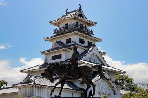 今治城と藤堂高虎の写真