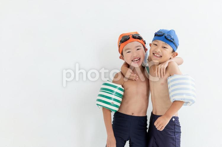 水着を着た男の子 男の子,アームリング,スイミングの写真素材
