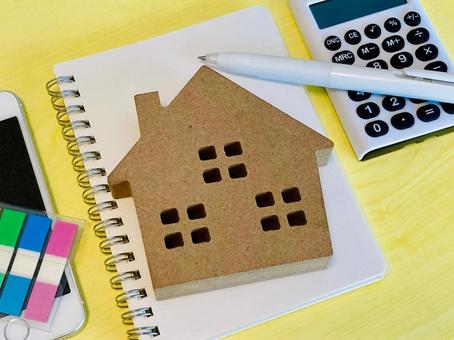 家の模型と文房具 家の模型と文房具 住宅,家,模型の写真素材
