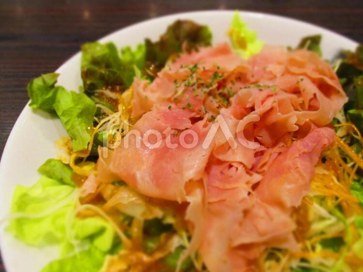 ハムサラダ　イメージ ハムサラダ,サラダ,野菜の写真素材