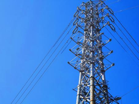 大切なインフラ・送電鉄塔 大切なインフラ・送電鉄塔 鉄塔,送電線,碍子の写真素材
