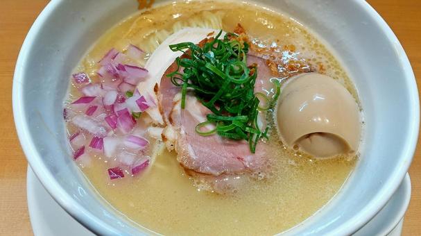 白湯ラーメン 白湯ラーメン,拉麺,麺類の写真素材