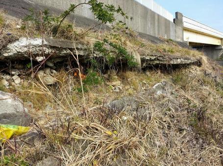 Photo, seawall, concrete, a river, 