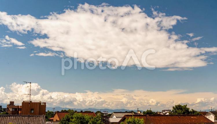 ベランダから見える住宅街 空,ベランダ,家の写真素材