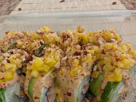 サラダ寿司 寿司,サラダ,キュウイの写真素材