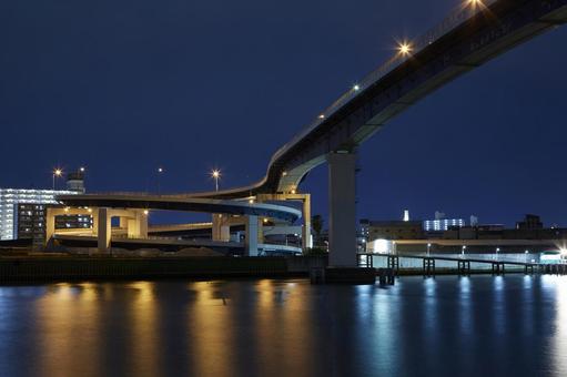 千本松大橋 めがね橋 夜景 千本松大橋 めがね橋 夜景 千本松大橋,めがね橋,夜景の写真素材