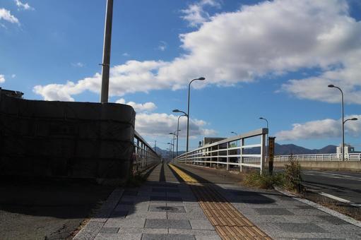 盛岡市内散策　その１０５ 明治橋,橋,晴天の写真素材