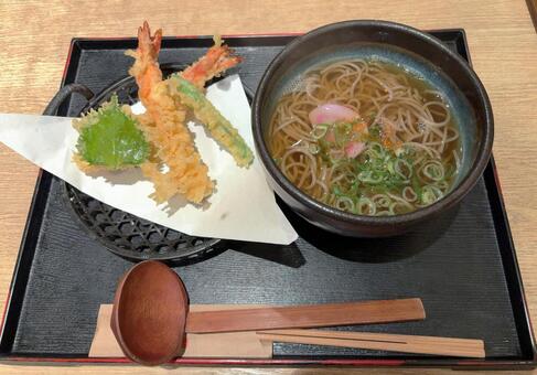 天ぷらとそば２ 天ぷら,そば,ヘルシーの写真素材