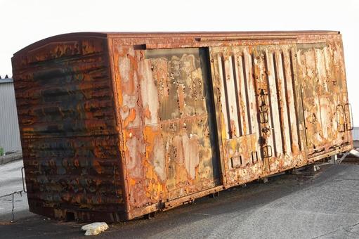 錆びついた廃コンテナ 錆,さび,サビの写真素材