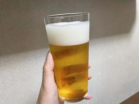 家でビール 家でビール ビール,家飲み,家でビールの写真素材