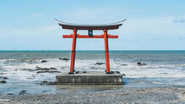 海と鳥居 海と鳥居 海,鳥居,景色の写真素材