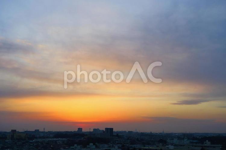 朝焼け　日の出　dawn  朝焼け,夜明け,朝焼け雲の写真素材