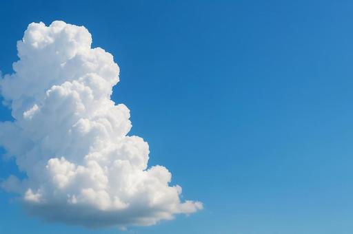 夏空と大きな入道雲 夏空と大きな入道雲の写真
