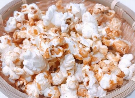 ポップコーン ポップコーン,サクサク感,芳ばしいの写真素材