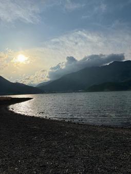 夕暮れの河口湖② 夕暮れの河口湖②の写真
