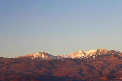 初冬の吾妻山 吾妻山,吾妻小富士,晩秋の写真素材
