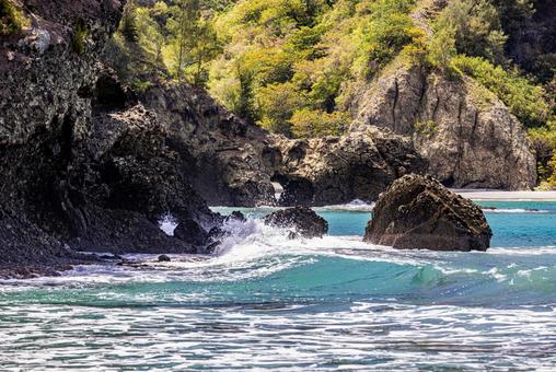 小笠原諸島・父島 コペペ海岸から望む風景 小笠原諸島・父島 コペペ海岸から望む風景 コペペ海岸,父島,小笠原諸島の写真素材