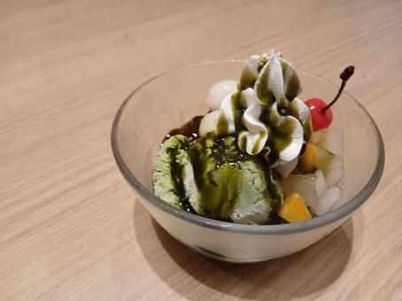 抹茶の白玉あんみつ 抹茶の白玉あんみつ あんみつ,甘味,デザートの写真素材