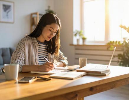 執筆活動 執筆活動の写真