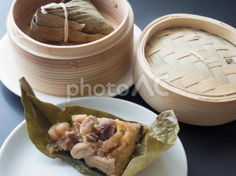 中華ちまきと蒸籠 ちまき,粽,中華の写真素材