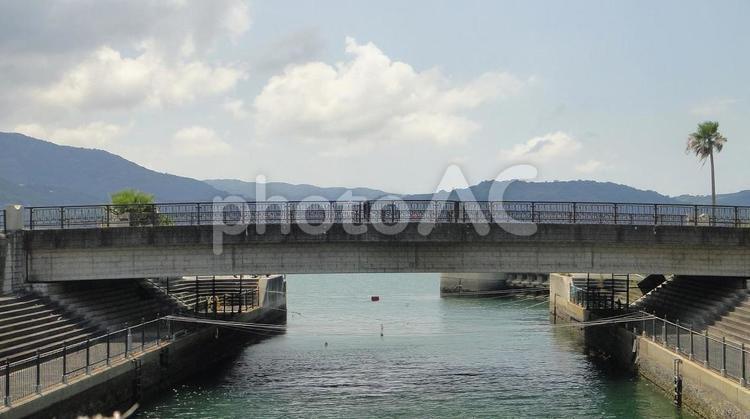 洋風の川辺-Ⅱ　和歌山マリーナシティ　ポルトヨーロッパ 川,橋,洋風の写真素材