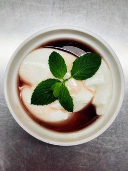 Photo, dessert, panna cotta, blueberry sauce, 