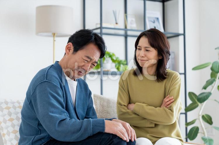 夫婦喧嘩 夫婦喧嘩,喧嘩,怒るの写真素材
